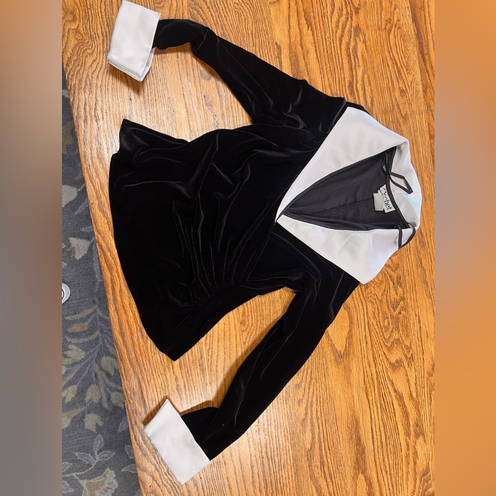 Woman’s Blouse